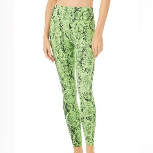 Like-new ALO Yoga High Waist Vapor Snakeskin Leggings - XS - Picture 1 of 7